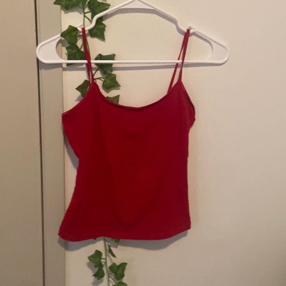 red tank top - Picture 1 of 1